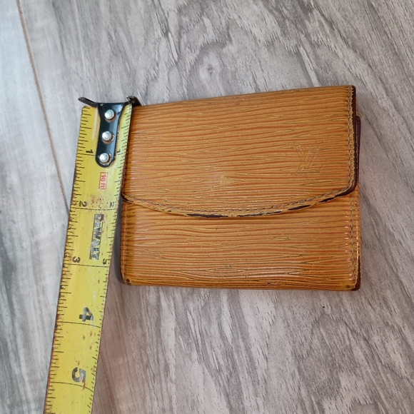 Auth Louis Vuitton Epi Leather Yellow Card Case Wallet - Picture 7 of 8